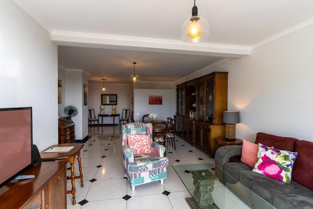 פונשל Magnolia Apartment Luxury Apt Great Views מראה חיצוני תמונה